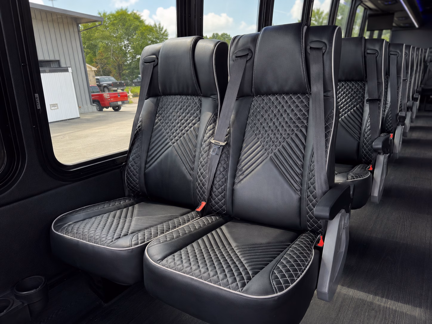 lynn bus rental service area